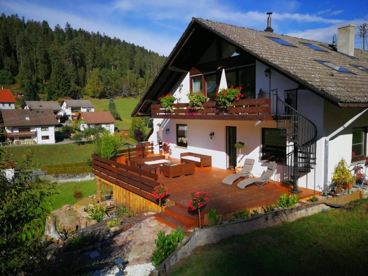 Ferienhaus Enzquelle 엔즈클로슈테르레 외부 사진