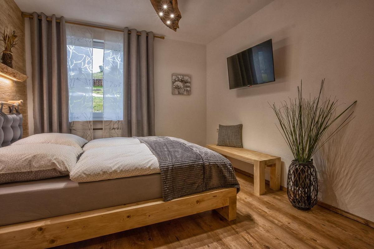Ferienhaus Enzquelle 엔즈클로슈테르레 외부 사진