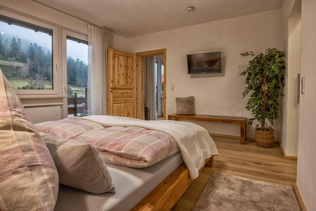 Ferienhaus Enzquelle 엔즈클로슈테르레 외부 사진